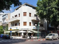 Jean Jaures Urban Residence