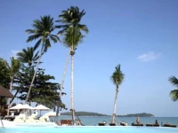 Iyara Beach Hotel and Plaza 4*