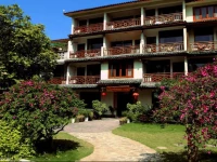 Snow Lion Riverside Resort 3*