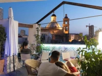 Hostal les Monges Palace 2*