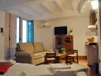 Casas y Patios de Triana 2*