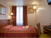 Alyss Saphir Cambronne Eiffel 3*