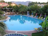 Rebin Beach Hotel 3*