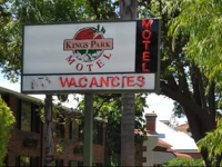 Kings Park Motel 3*