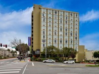 Comfort Inn by the Bay 2*