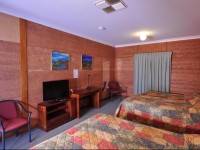 Mud Hut Motel 3*
