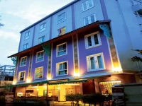 Sawasdee Hotel @ Sukhumvit Soi 8 3*