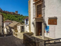 Apartamentos Turisticos Alhambra 3*