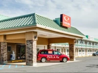 Econo Lodge & Suites Spokane 2*