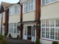 Virginia Court Hotel 3*