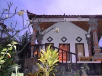 Bukit Indah Home Stay