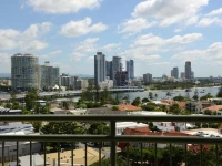 The Meriton on Main Beach 4*