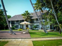 Park On Vembanad Lake 5*