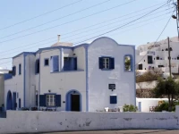 Villa Firostefani 2*