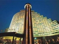 Hua Ting Hotel and Towers 5*