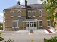 Gatwick Cambridge Hotel 4*