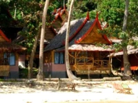 Phi Phi Long Beach Bungalow 2*
