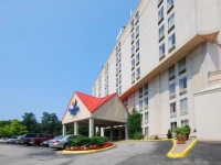 Comfort Inn & Suites Alexandria 2*