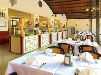 Sun City Hotel & Beach Club 4*