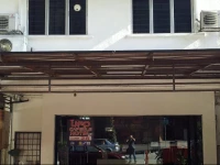 UFO Capsule Hotel 1*