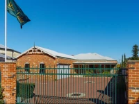 Durham Lodge Bed & Breakfast 4*