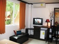 The Nice Hotel Phuket 2*