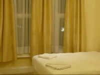 Pearl Hotel London 3*