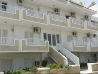 Fania Apartments 1*