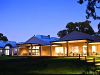 Serafino McLaren Vale 4*