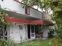 Bed and Breakfast New Delhi 3*