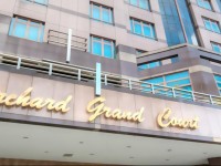 Orchard Grand Court 3*