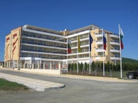 Plamena Palace (РџР»Р°РјРµРЅР° РџР°Р»Р°СЃ) 3*