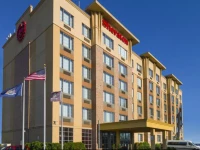 Sheraton JFK Airport Hotel 3*