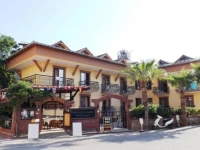 Orange Garden Hotel & Aparts 3*