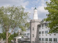 The Stone Castle Hotel & Conference Center 2*