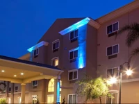 Holiday Inn Express Hotel & Suites Los Angeles Airport Hawthorne 3*