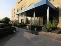 Moon Plaza Hotel 3*
