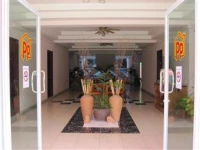 Ploy-Plu Residence 2*