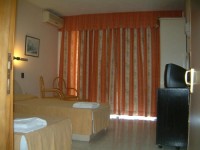 Relax Inn 4*