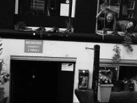 Bobs Youth Hostel 2*