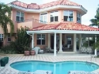 Paradise Atrium Apartments 2*