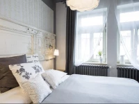 Miss Sophie's New Town 4*