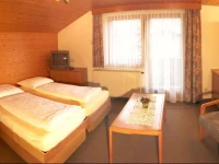 Eckis Appartements 2*