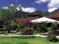 Matahari Beach Resort & Spa