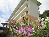 Neeraja Guesthouse 2*