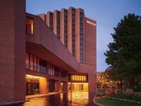 The Westin Bristol Place Toronto Airport 4*