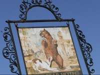 Macdonald Bear Hotel 4*