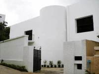 Guest Inn Suites Castle 2*