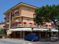 Hotel Azzurra 3*