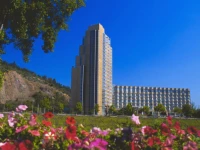 San Cristobal Tower 5*